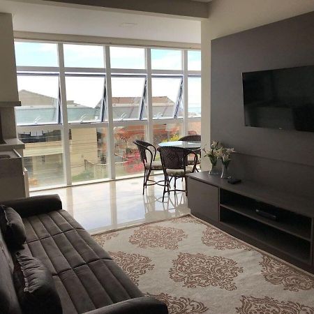 Ansnegocios Lindo Apto Praia Mariscal Casagrande- Ac Apartment บอมบินญัส ภายนอก รูปภาพ