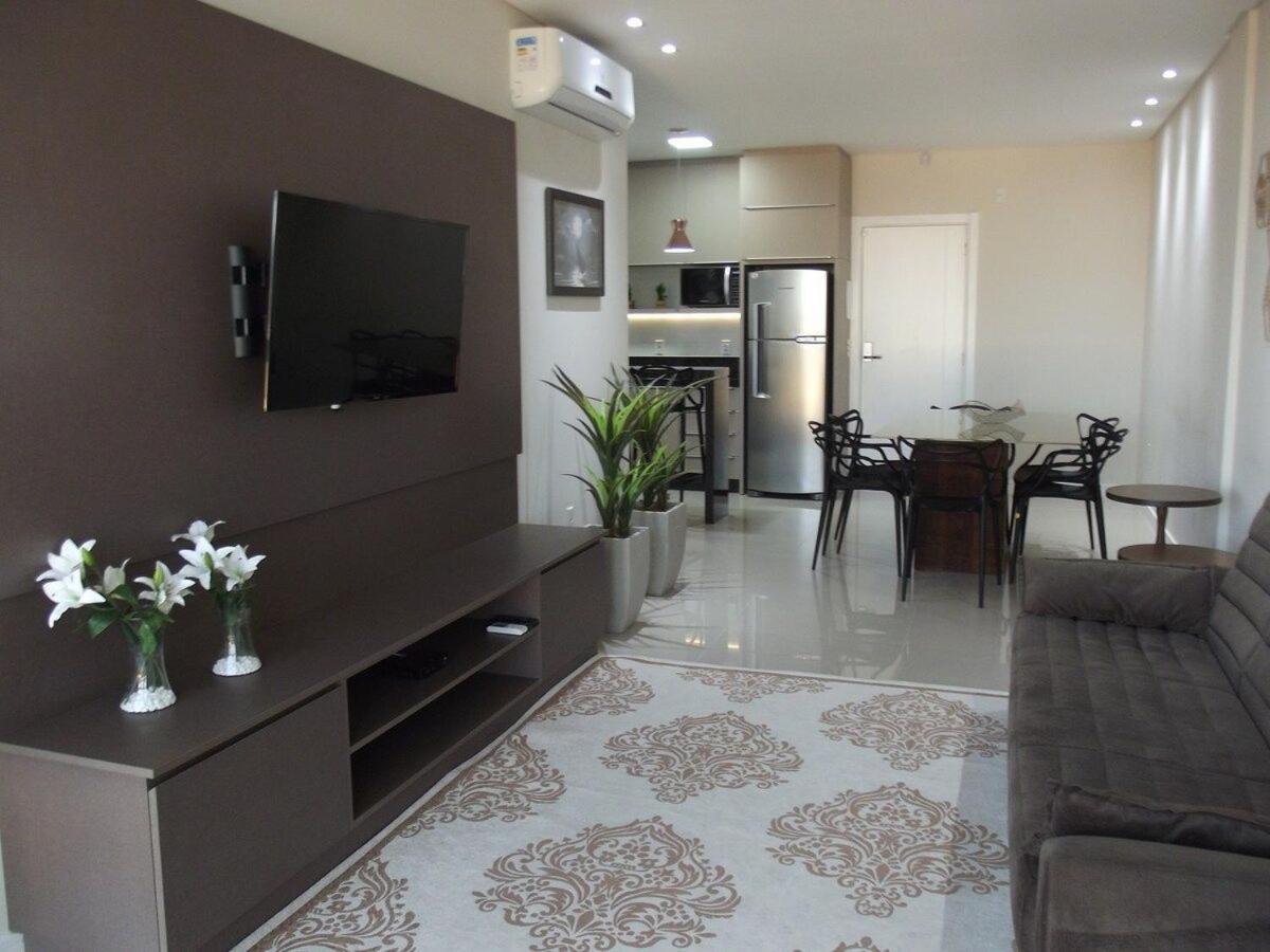 Ansnegocios Lindo Apto Praia Mariscal Casagrande- Ac Apartment บอมบินญัส ภายนอก รูปภาพ