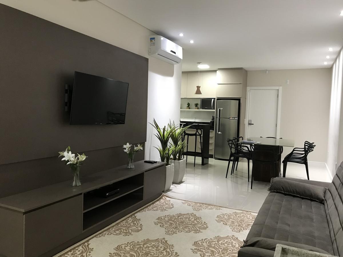 Ansnegocios Lindo Apto Praia Mariscal Casagrande- Ac Apartment บอมบินญัส ภายนอก รูปภาพ